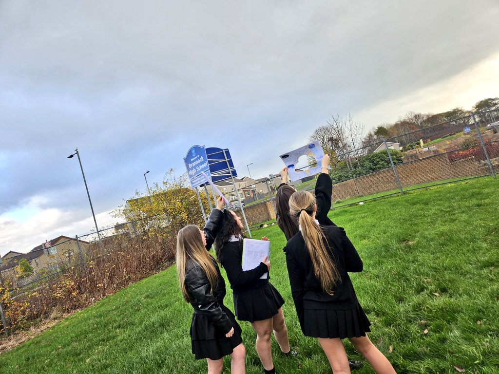 Mrs Grant tweet media