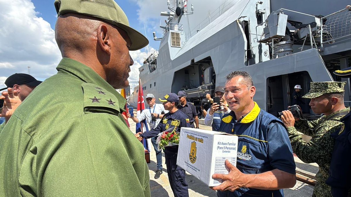 Gustavo Petro tweet media