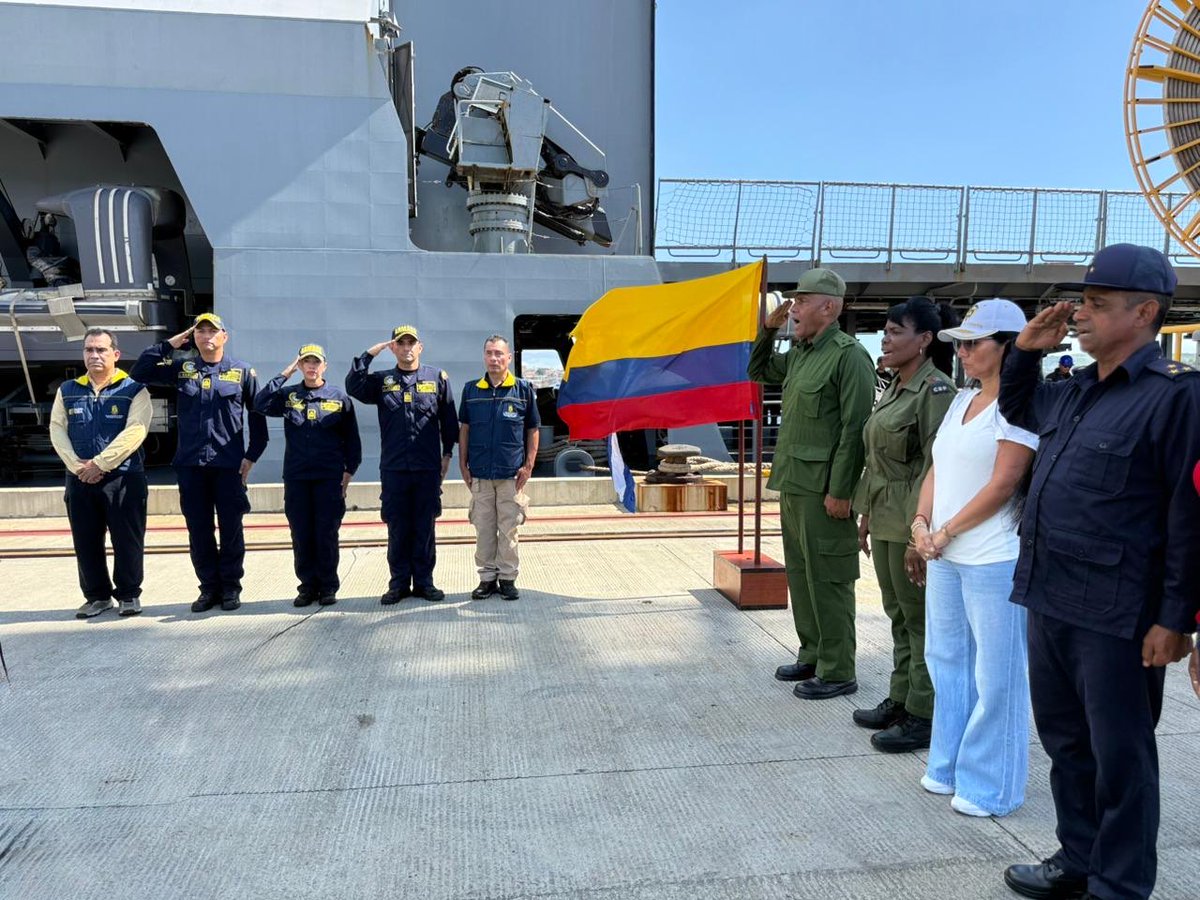 Gustavo Petro tweet media