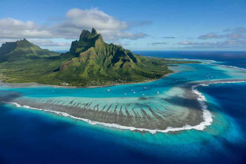 PacTourismOrg's tweet image. Air Tahiti supports the Hawaiki Nui Va’a! 🌊 Over 40 extra flights carried competitors &amp;amp; spectators across Huahine, Raiatea, Taha’a &amp;amp; Bora Bora. Team Air Tahiti Va’a also competed proudly.

🔗 ow.ly/55fk50XnyhR

#AirTahiti #PacificTourismOrganisation #SPTO #OursIsYours