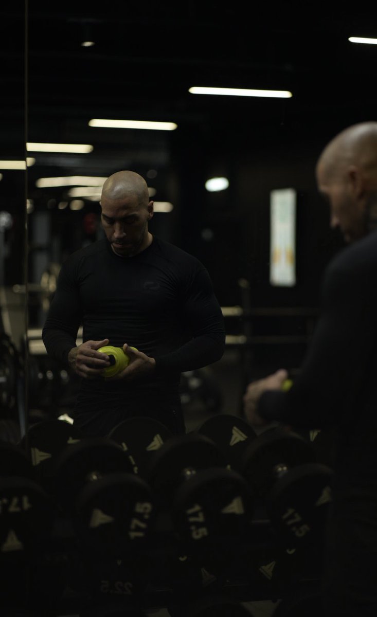 vm.tiktok.com/ZNdwk86jN/