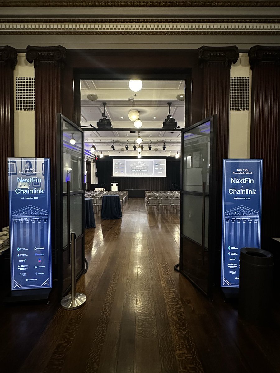 0xthomaschou's tweet photo. Tonight at the @NYSE: NextFin New York Edition with @chainlink. Doors open at 5:30pm ET. Speakers include @_ashmorgan_ from @ethereumfndn, @SergeyNazarov , NYSE’s Michael Blaugrund and Bonnie Hyun, Thomas Lee from @fundstrat. #NextFin #NYBW https://t.co/sZxYdRA9cl