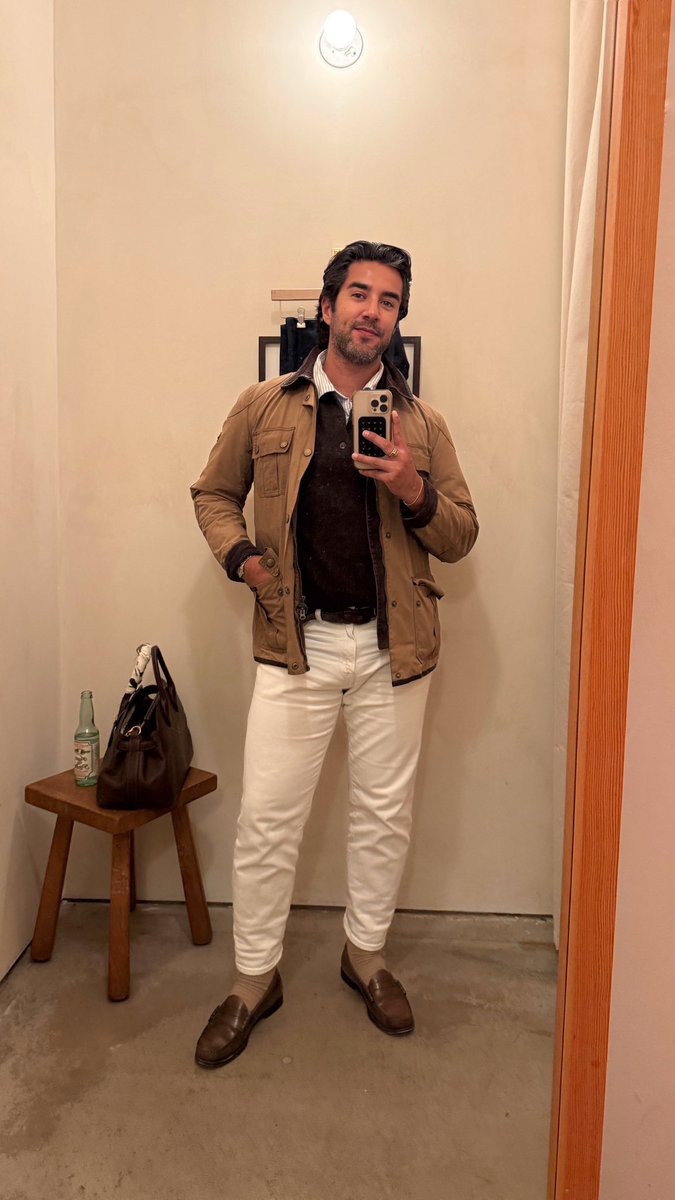 a changing room mirror hates to see me coming