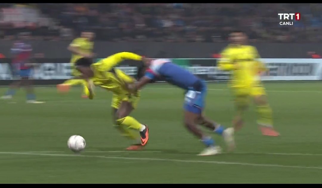 cseJunior 🦁 tweet media