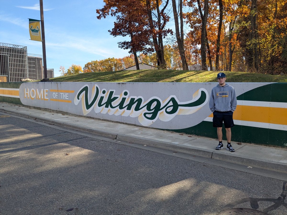 Thank you Coach Waddups for having me out to visit the college campus.
<a href="/TuckerWaddups/">Tucker Waddups</a>  <a href="/govikesbaseball/">Glen Oaks Vikings Baseball</a> <a href="/nephebus/">Newell Phebus</a>