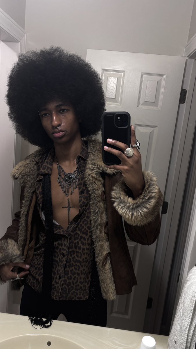 Anhel (@heavenfyre) on Twitter photo 