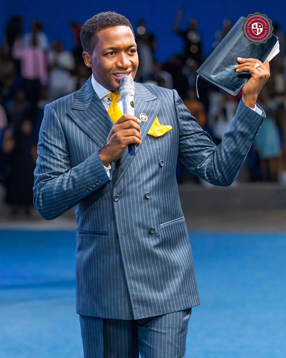 DIVINE HEALTH AFFIRMATION 

#uebertangel #healinginstitute #healing #affirmation