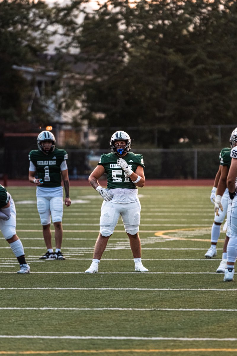 BrandonM_253's tweet photo. Not the season we wanted but finished off my senior szn with all my guys ‼️

Full season hudl coming soon 
@ToreyDonovan50 
@CoachLuke45 
@JagNationFB https://t.co/dB9gyLF5hv