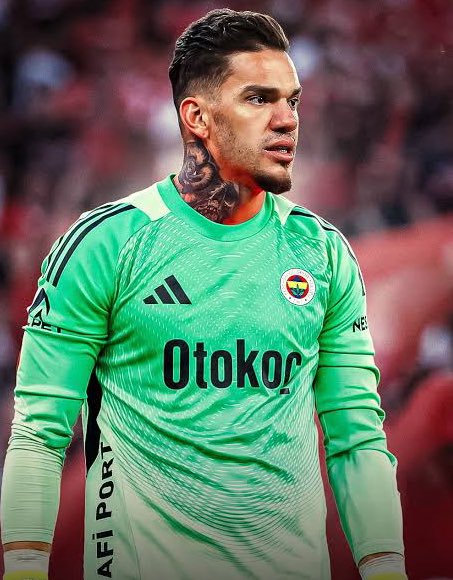 Yatın kalkın şu adama dua edin aq