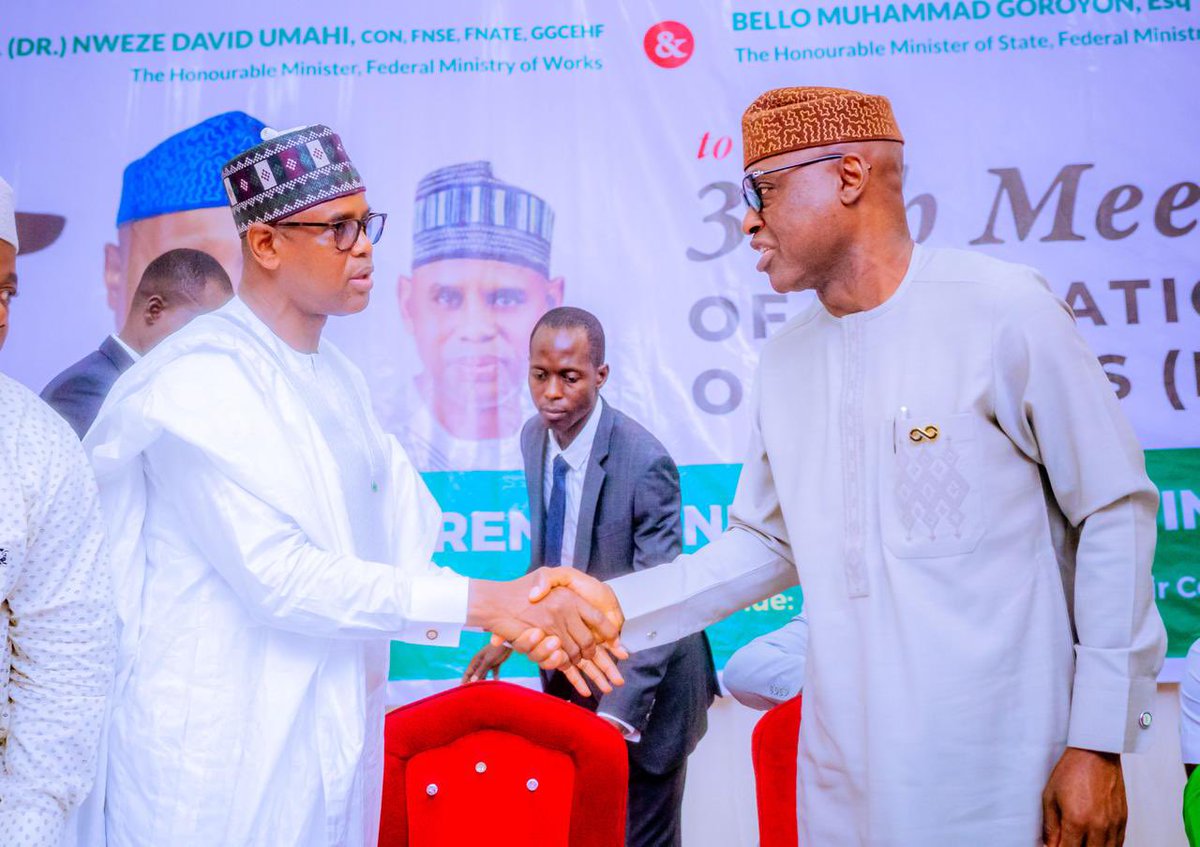 biodunaoyebanji's tweet image. I was pleased to welcome the Honourable Minister of State for Works, Hon Bello Muhammad Goronyo, Commissioners for Works from the 36 States of the Federation, and other key stakeholders from across the country to Ado Ekiti for the 30th meeting of the National Council on Works.…