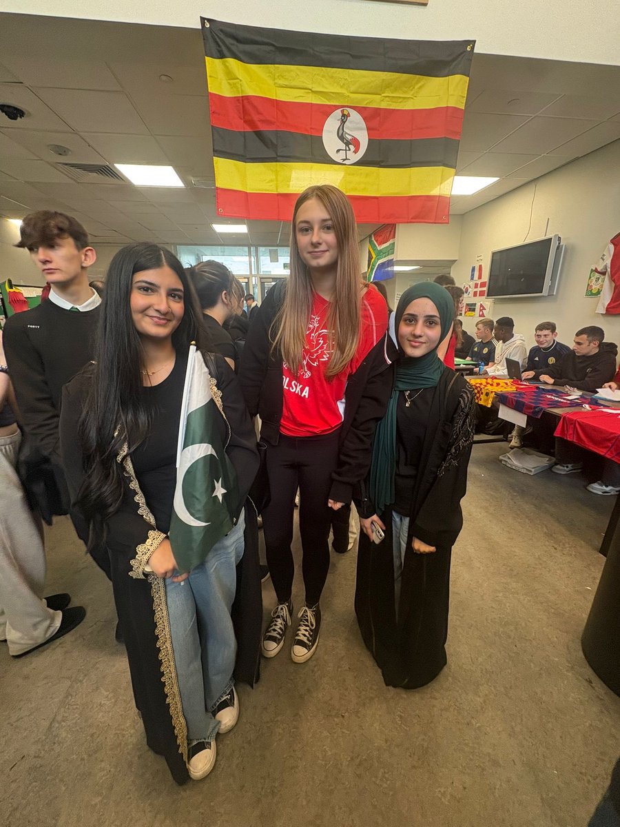 St Kentigern's Academy tweet media