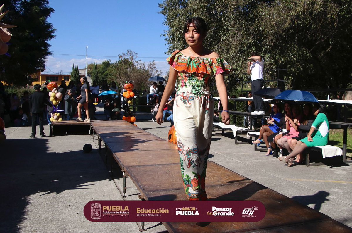 uthuejotzingo's tweet image. 👗 Talento y creatividad en el cierre de la Feria de Empleo UTH 🎓

facebook.com/share/p/17uoYA…

#UTH #FeriaDeEmpleo #FormaciónDual #DiseñoDeModaTextil #ICATEP #TalentoUTH