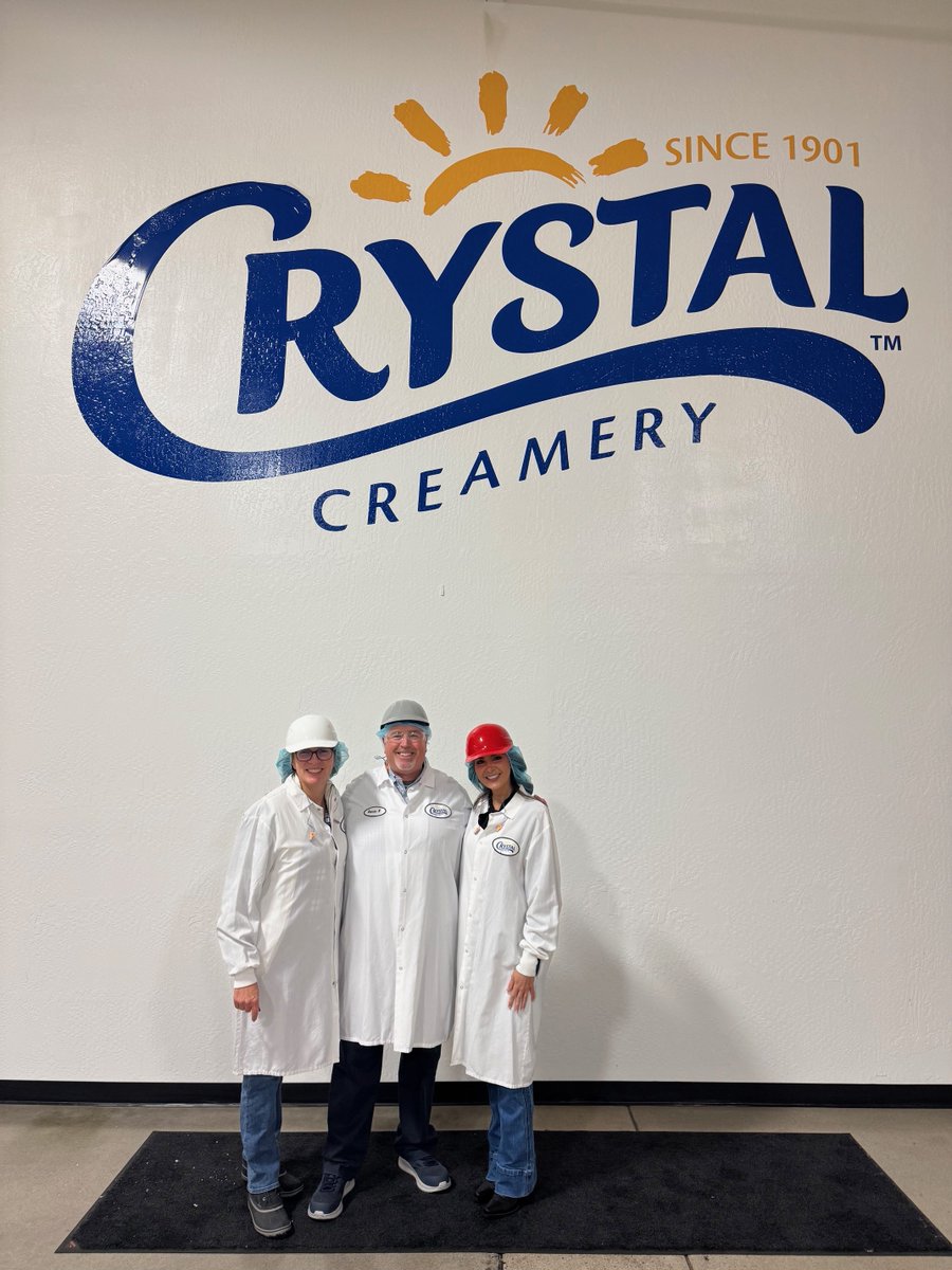 Great day touring Crystal Creamery with <a href="/AsmwomanMacedo/">Assemblywoman Alexandra Macedo</a>! Assembly District 33 is a dairy powerhouse. Proud to see support for California's #1 agricultural commodity!