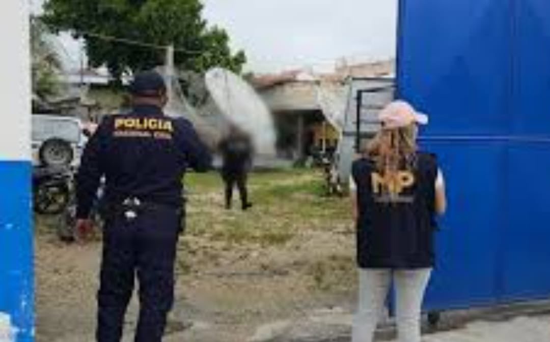Radio_Popular_'s tweet photo. #ULTIMAHORA Allanamiento en Empresa de cable fue Ilegal  y arbitrario, por lo cual un tribunal competente ordena la devolución del equipo incautado y abre la puerta para que la empresa afectada accione contra la fiscalía involucrada y demandar por daños y perjuicios a responsable https://t.co/qPC0RfiCig