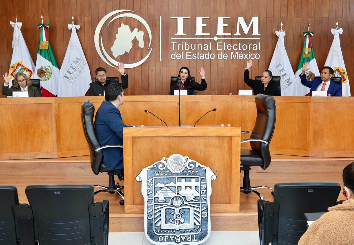 ✨ #SesiónPública No. 39

Encabezada por la Magistrada Presidenta Dra. Arlen Siu Jaime Merlos (<a href="/ArlenSiuMx/">Arlen Siu</a>), el Pleno del #TEEM celebró la Sesión Pública No. 39.