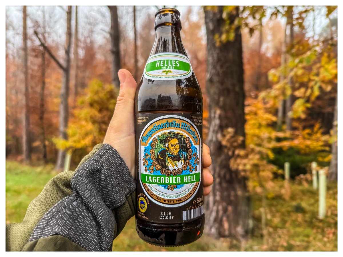 15 years ago invented #ThumbUpBeerDay and today looking back of receiving also thousands pics over the time in that style! 🍺 thank you all for your wishes and cheers while enjoyed this one w/ <a href="/VeBee/">Vanessa Johnson</a> and so thankful for every moment! 🤙 #beer w/in #FinestFall