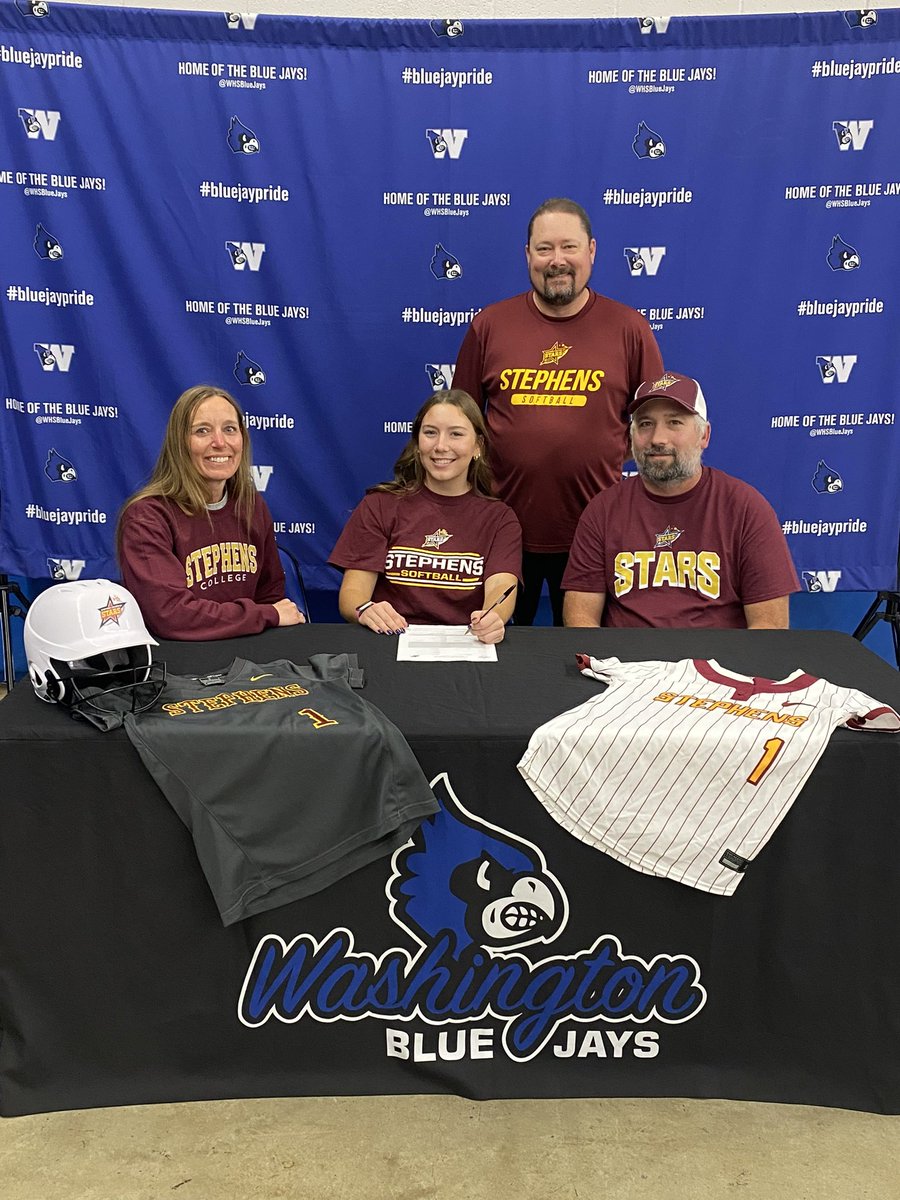 Congrats to Madeline Kluesner for signing to continue her academic and athletic career by playing softball at Stephens College.