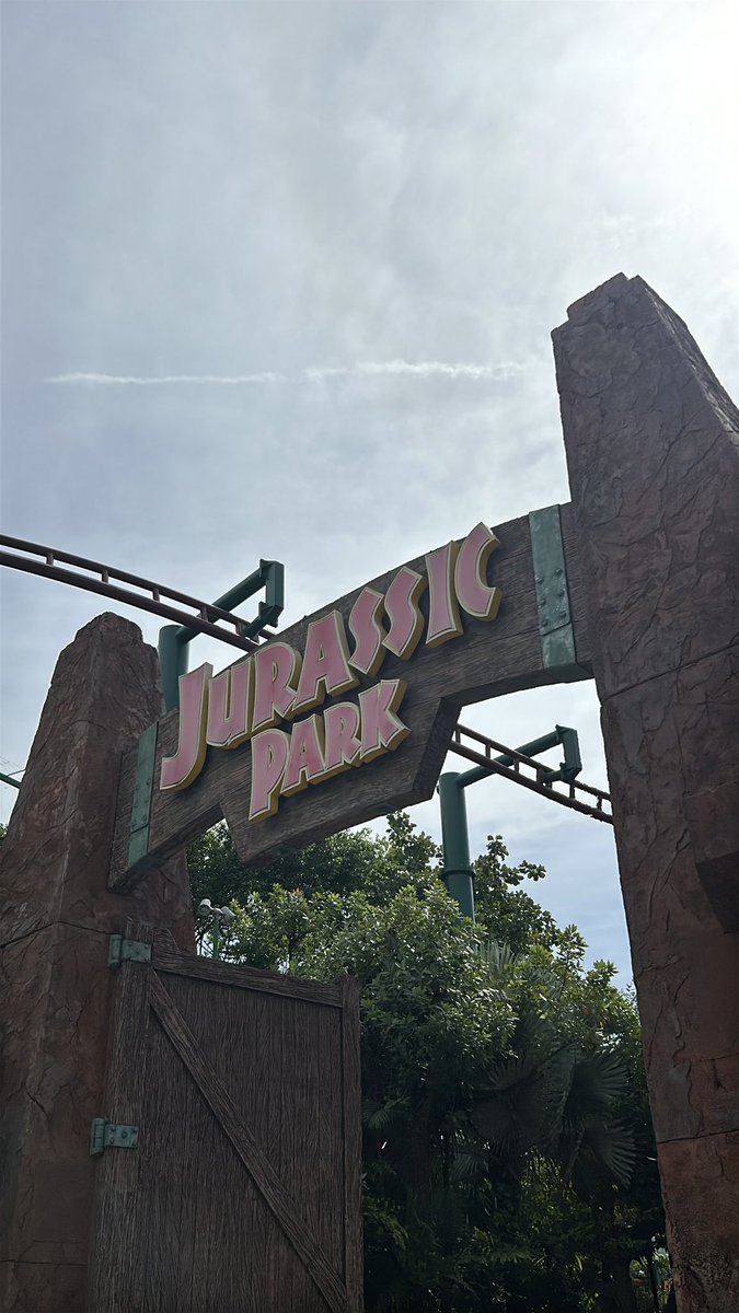 ไดโนเสาร์ คอยาว ไดโนเสาร์ คอยาว 
USS