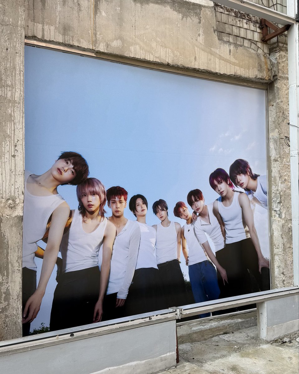 taEYOLIng's tweet photo. 크래비티가 주는 레몬에이드 잘 마시겠습니당!!🍋 https://t.co/Qz8nGO0Dry