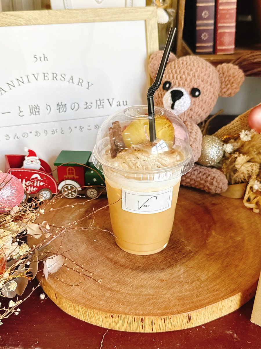 fujihappyspot's tweet photo. 富士市天間のコーヒーと贈り物のお店『vau』さんが5周年！おめでとうございます🎈11月7・8日は周年祭開催。プチギフトプレゼント、店内雑貨10%オフ、限定ドリンク、特別セット販売、抽選会などお得がてんこ盛り！

#富士市
#Vau
#雑貨
#キャンドル
#5周年 https://t.co/0BRaRpmCEm
