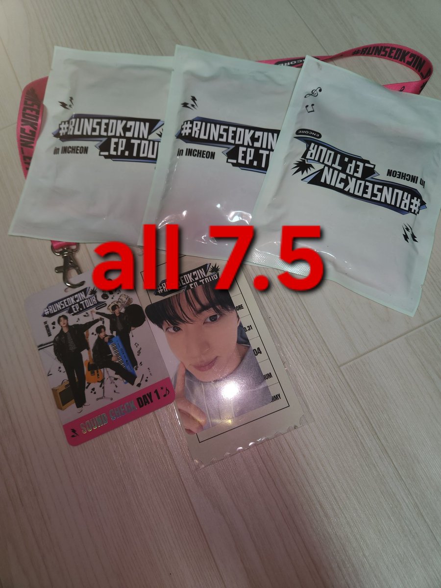 ppppplllll1l's tweet photo. 런석진 달석진 1일차 앙콘 앵콘 포카 set 판매합니다
runseokjin ep 방탄소년단 김석진 진 석진 포카 핫팩 컨페티 판매합니다

✅한국주소 
✅한국계좌
✅빠른 거래

컨페티도 조금 넣어드려요!

DM plz https://t.co/QTdRy7CNTW