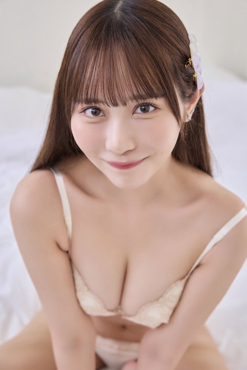 溫馨提醒您，今天晚上九點，我們即將接受「小野六花」攝影會的報名：時間是11月21到23日，一樣是兩場一對一的棚閃攝影會(11/21)、五場團體攝影會(11/22兩場，11/23三場)，團體場全報的朋友可以免費參加餐會，請參考官網文案事先寫好報名信，時間一到準時寄出到foraver0826@gmail.com，謝謝〜

活動網址👉 https://t.co/CTii4pXEgj

Model @onorikka