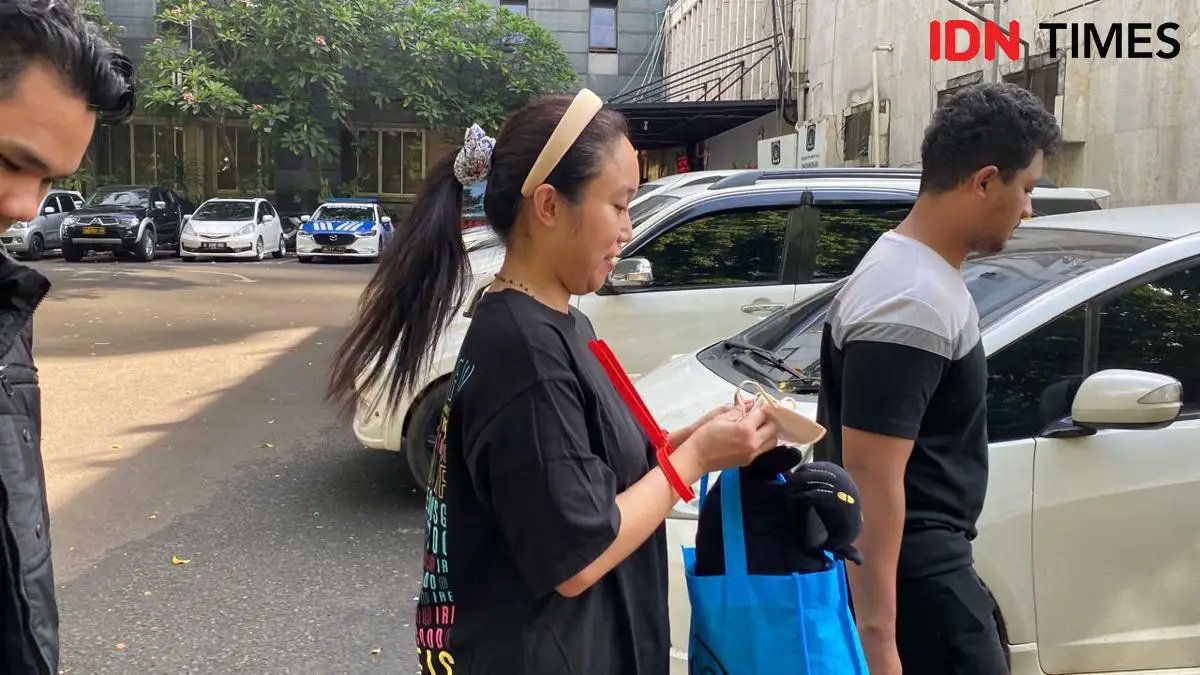 kangbramind's tweet image. bisa2nya lu keluar dari tahanan dengan muka ceria kaya gitu, muaaaakkkk bgt