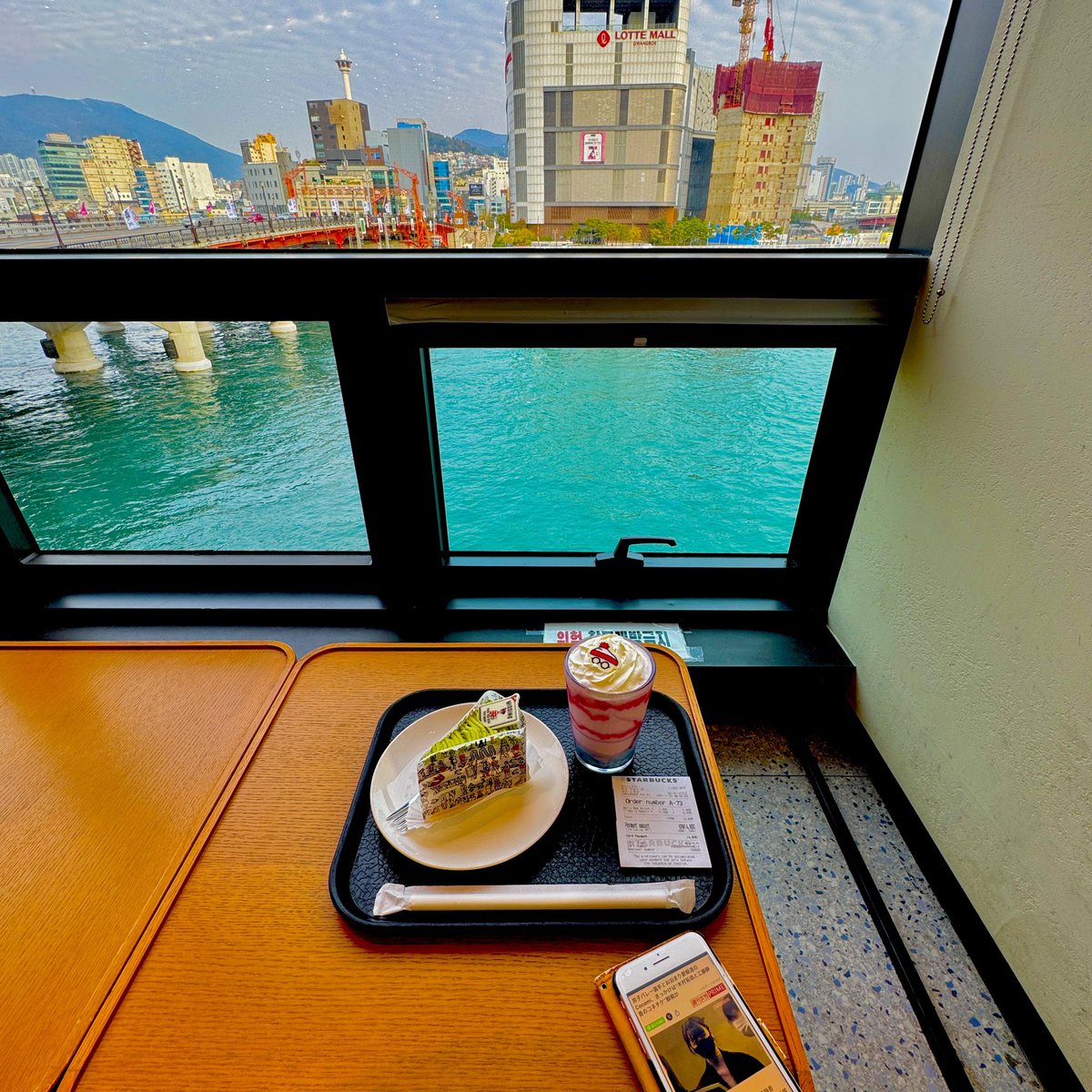 giants1kobe's tweet photo. 釜山カフェでのんびり🇰🇷
#SouthKorea https://t.co/kilYZZpQMo