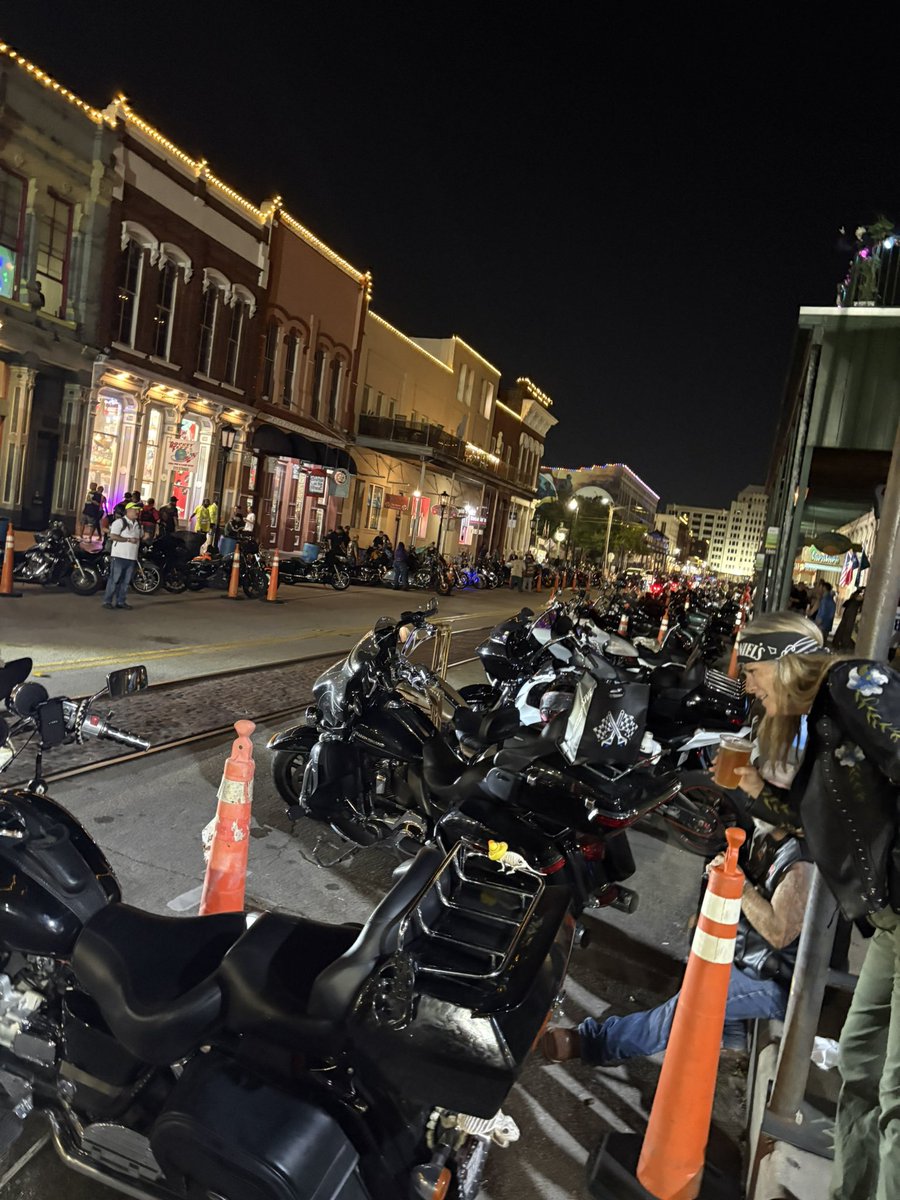 Johnny Paycheck tweet media