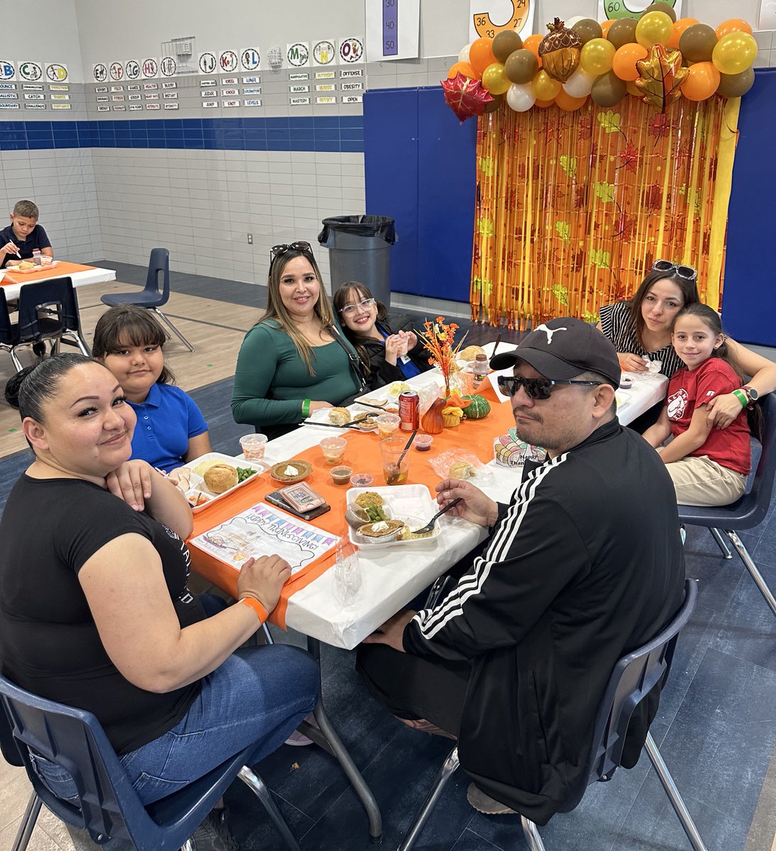 Enjoying our yummy Thanksgiving lunch with our family &amp; friends here at Rojas! Thank you to our amazing volunteers for putting together the beautiful event <a href="/chernandez_RES/">Cristina Hernandez</a> <a href="/Duronjenny_/">Jennifer Duron</a> 🧡🦃