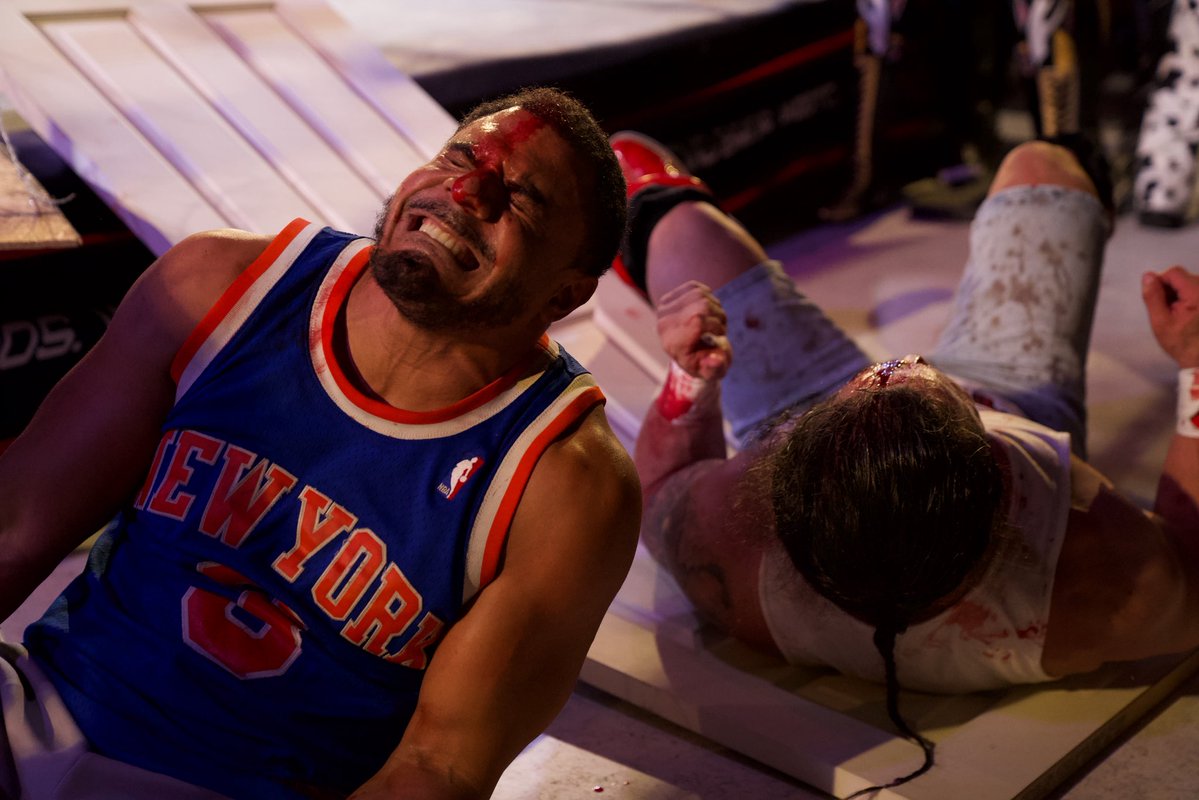 SliceBoogie's tweet image. Who knew suplexing someone through a door on the concrete floor would elicit the same face I make when I try to poop after eating KFC. Pain. 😂

 &quot;Santino Bros Night Of The Human Deathmatch&quot;

@SantinoBros