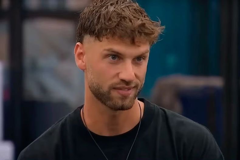 Feliz cumpleaños a este personajon que me dio muchos jijeos los primeros meses de GH. Familia y amigos, el resto cotillón. 
#FelizCumpleTato