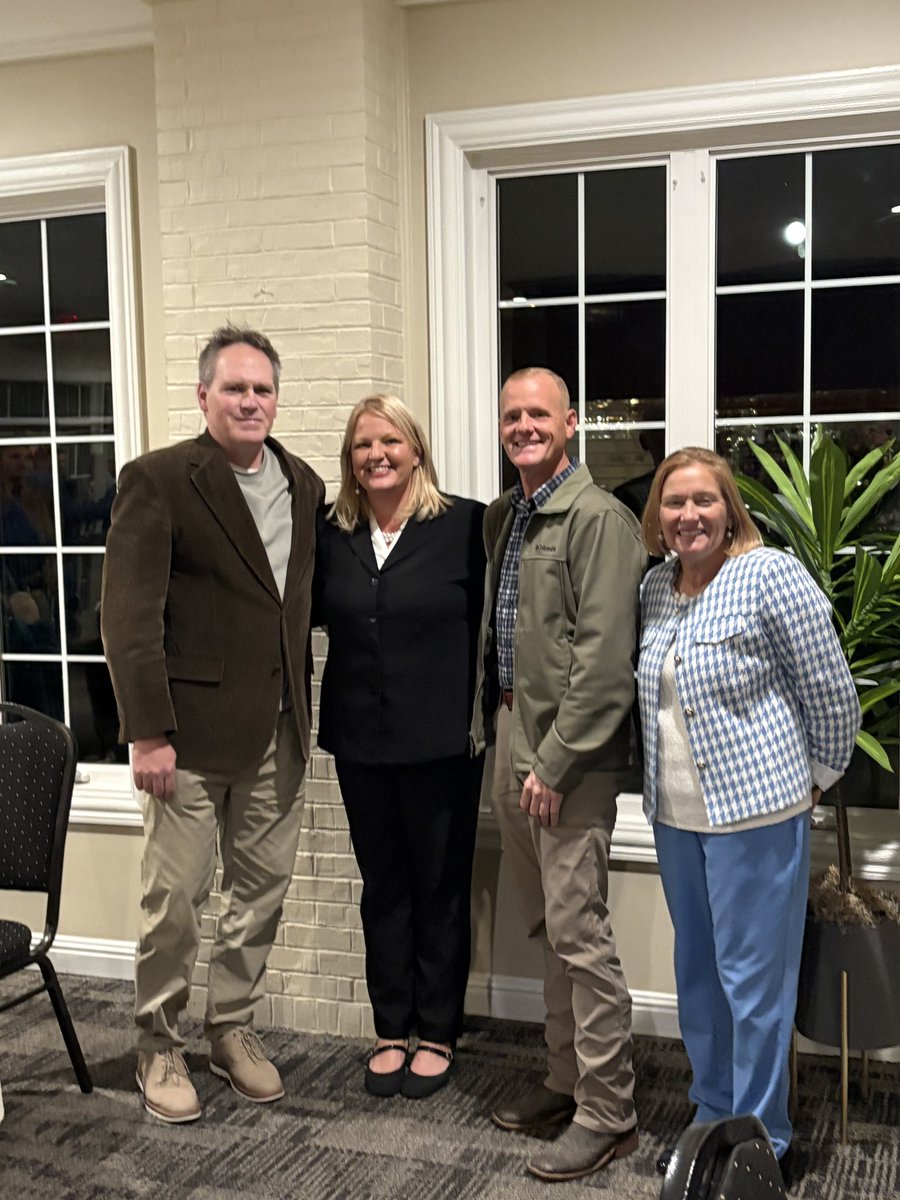 CandyMassaroni's tweet image. What an amazing turnout for my campaign kickoff! I’m so grateful for the continued support and the opportunity to serve the people of Nelson County!   Special thanks to Kentucky State Treasurer Mark H. Metcalf and Senator Jimmy Higdon! 
Also thank you to my colleagues, local…
