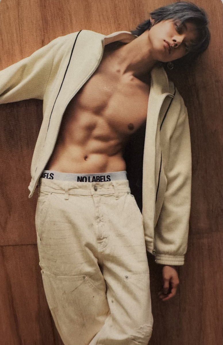 DROP THE TAGS!!!!

TALK TO YOU OUT NOW
#YeonjunNoLabelsOutNow
NO LABELS NOVEMBER
#NOLABELS_PART01