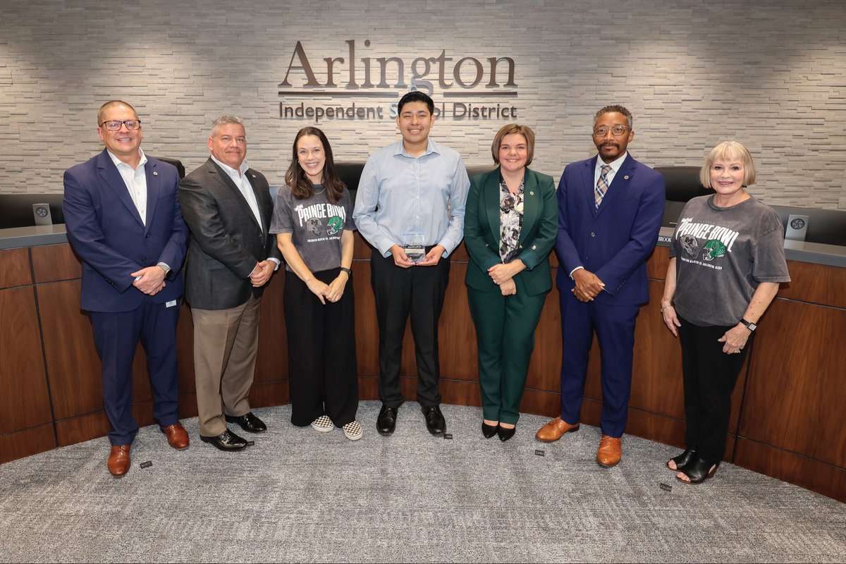 CollegiateHS at AISD tweet media