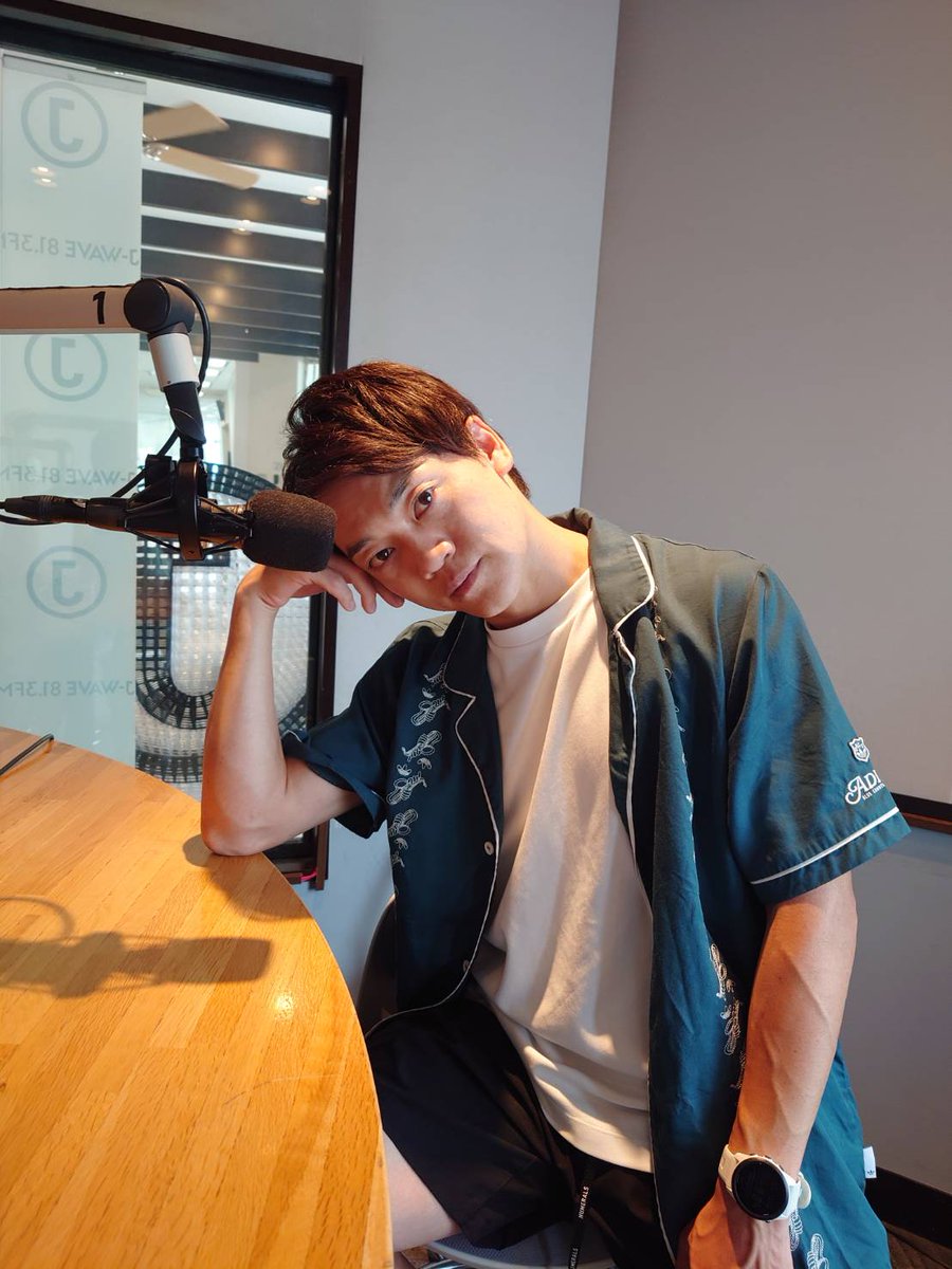 6時45分頃からは…

New Balance
RUN TO THE WORLD🏃‍♂️

楽しく走るためのランポイントアドバイスをお届け❗️

#おばたのお兄さん が語る
好きなランニングコースとは❓
(<a href="/hinode_obt/">おばたのお兄さん</a>)

お楽しみに❗️

👇#radiko はこちら❗️
radiko.jp/share/?sid=FMJ…

#ハリー杉山 #川口ゆりな #popjwave #jwave