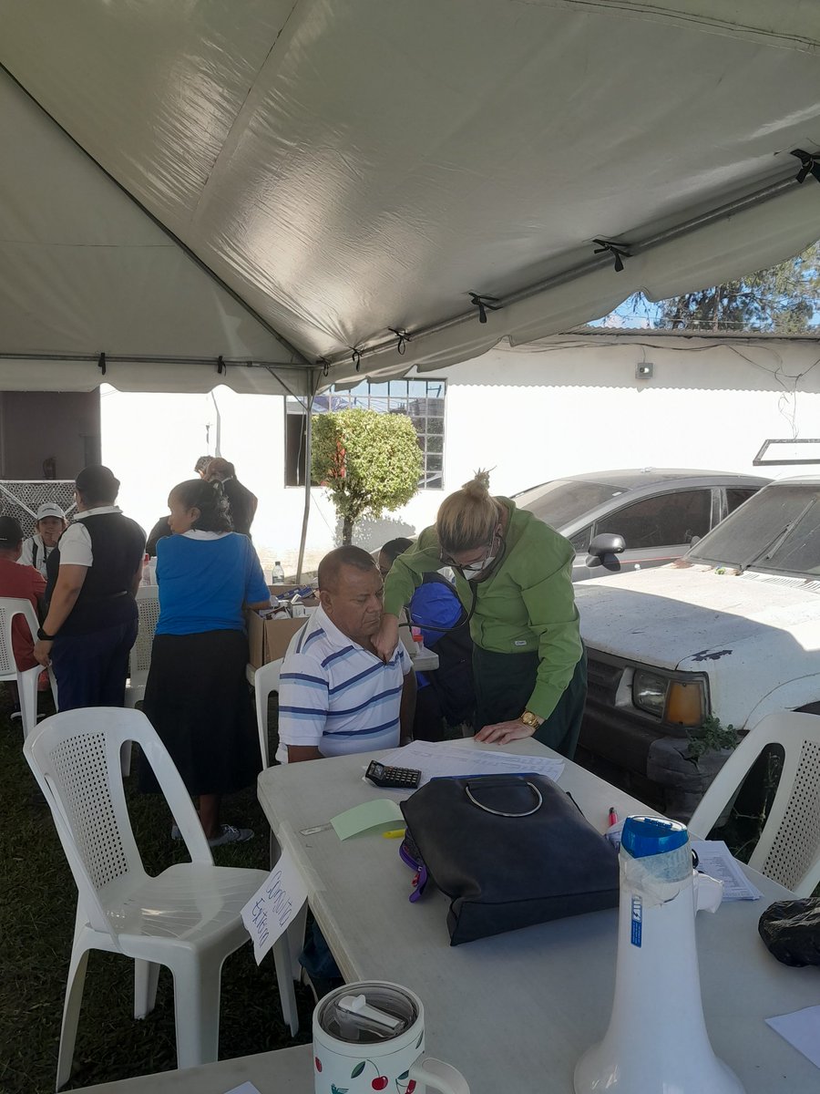 Se realiza Jornada Médica en la Comunidad de Ciudad del Sol en Villa Nueva con servicios de Medicina General, Vacunacion, Nutrición, Farmacia, Laboratorio Clínico y otros servicios. Unidos por la Salud de los Pueblos.
#BMCGuatemala 
#CubaCoopera