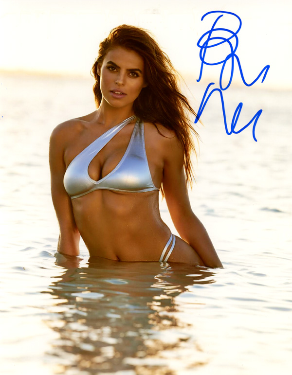 VeriSigned's tweet image. Turn up the glam with signed shots of #BrooksNader—Sports Illustrated stunner and rising fashion force. VeriSigned brings the heat with these exclusive collectibles. eBay tinyurl.com/43pfa56f and Amazon tinyurl.com/4tafyned
#modelmoment #siSwimsuit #authentic #beckett