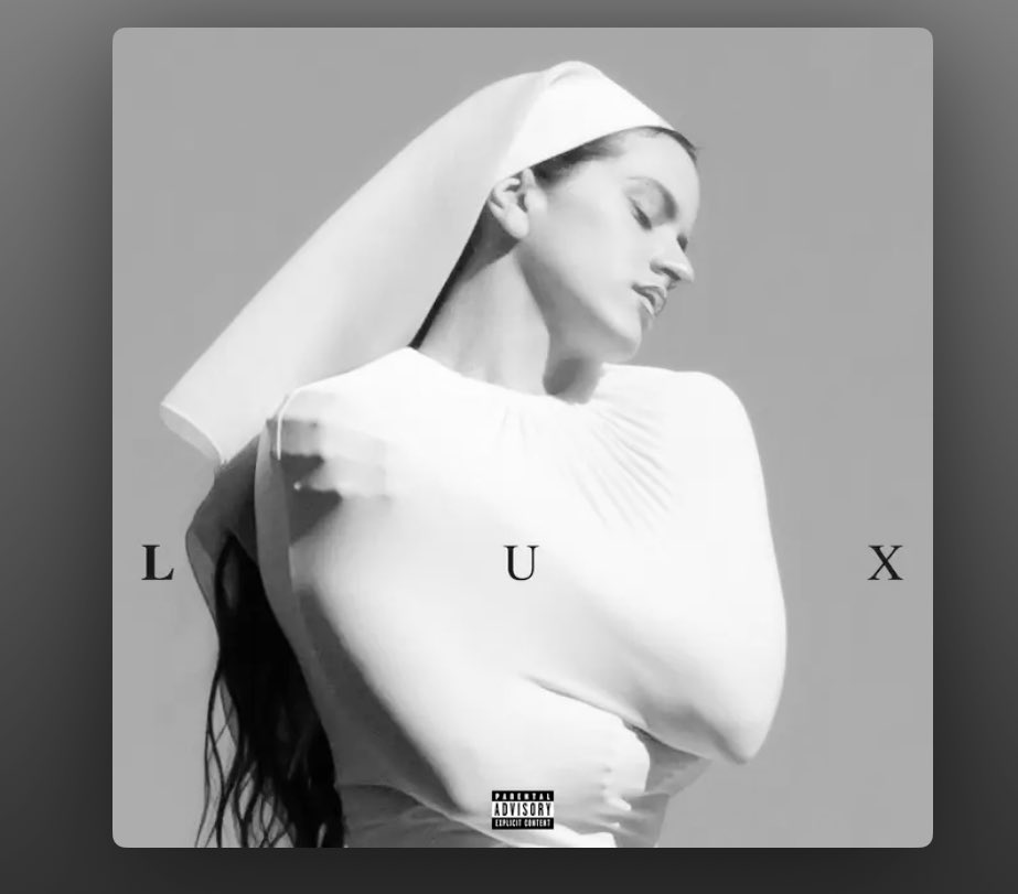 axeldaniel30's tweet image. Te luciste Rosalía con esta tremenda joya 
#Rosalía #LUX