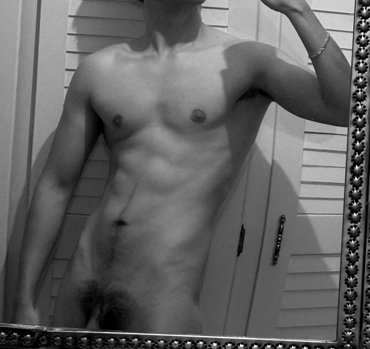 Single de 22, CDMX.

#single #swingersméxico #SwingersMéxicoCDMX #joven