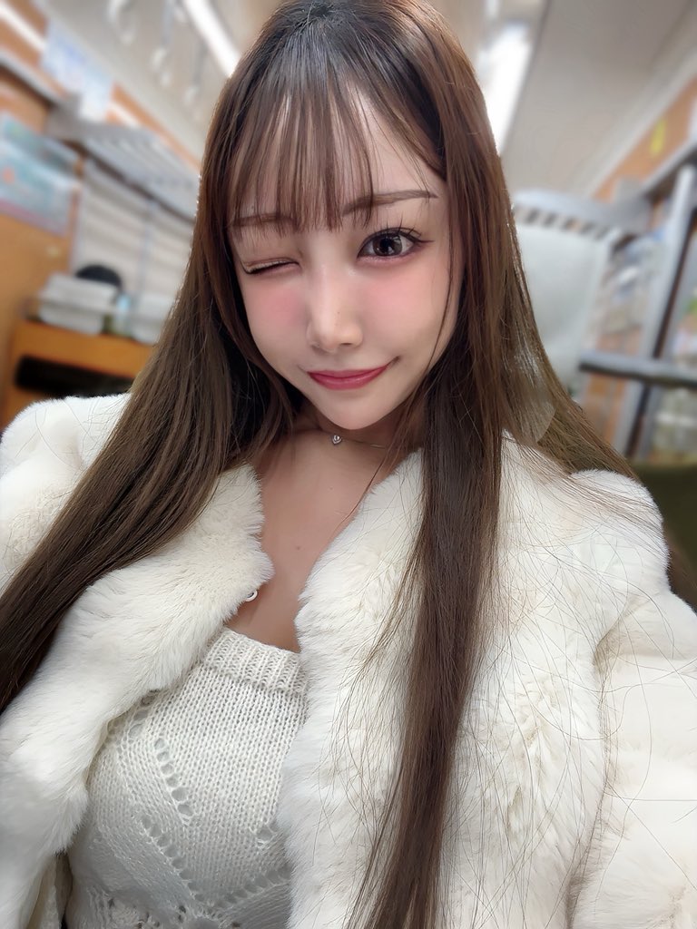 パチ嬢あや👗💎 on X