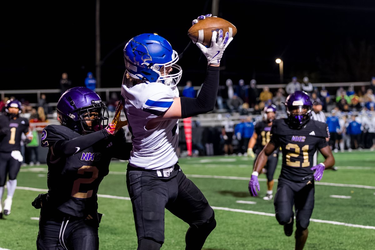 Hoskins Action Shots tweet media