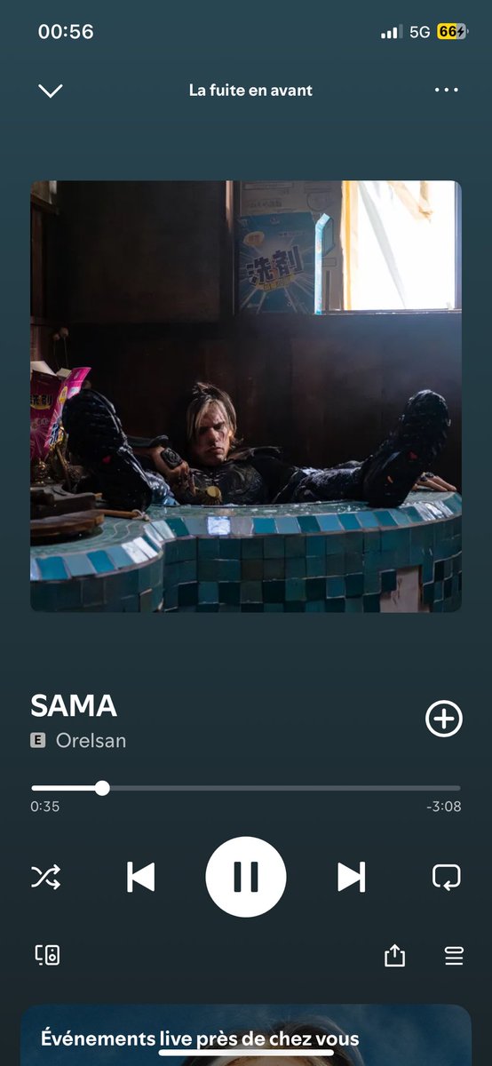 saraafmaa's tweet image. On peut parler de l’enchaînement de ces deux sons ? Dinguerie  #orelsan