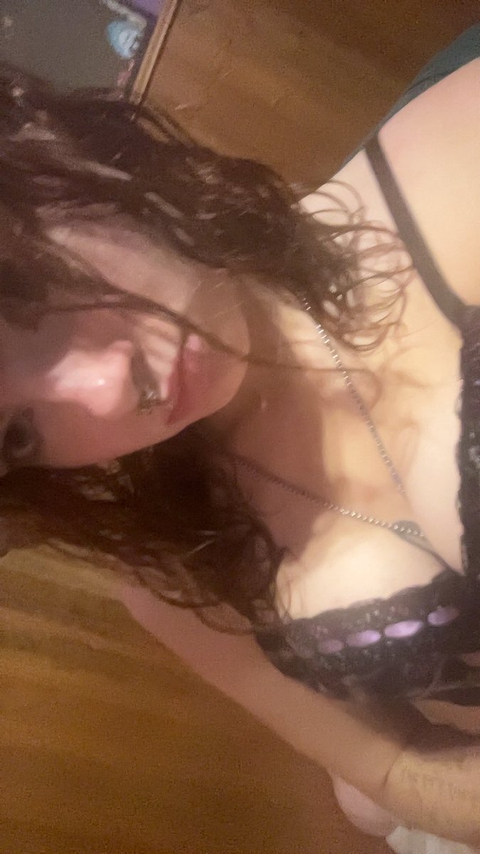 Tacomami765's tweet photo. Who’s gonna be my atm today #findom #loser #ATM https://t.co/Ril2JBAnY8