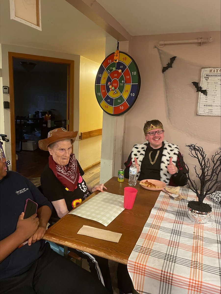 GreystonePrgrms's tweet image. Halloween was so much fun, we can’t help but share! Dressing up in costumes always brings out smiles and creativity.  

#greystoneprograms #ʜᴀʟʟᴏᴡᴇᴇɴ2025