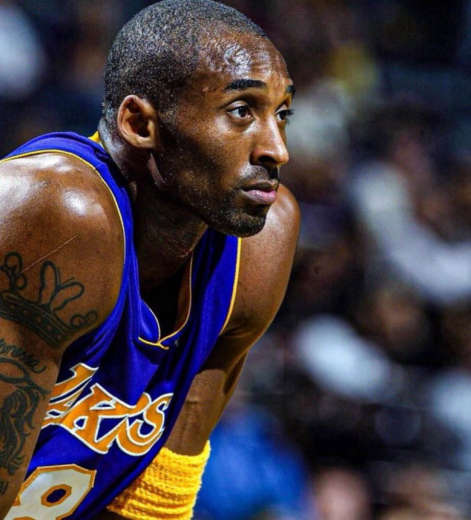 “Kobe isn’t the greatest Laker ever” 

Magic : “Kobe is the greatest Laker ever 

“Kobe isn’t in the goat debate” 

Jordan : “Kobe Bryant is the only one comparable to me”