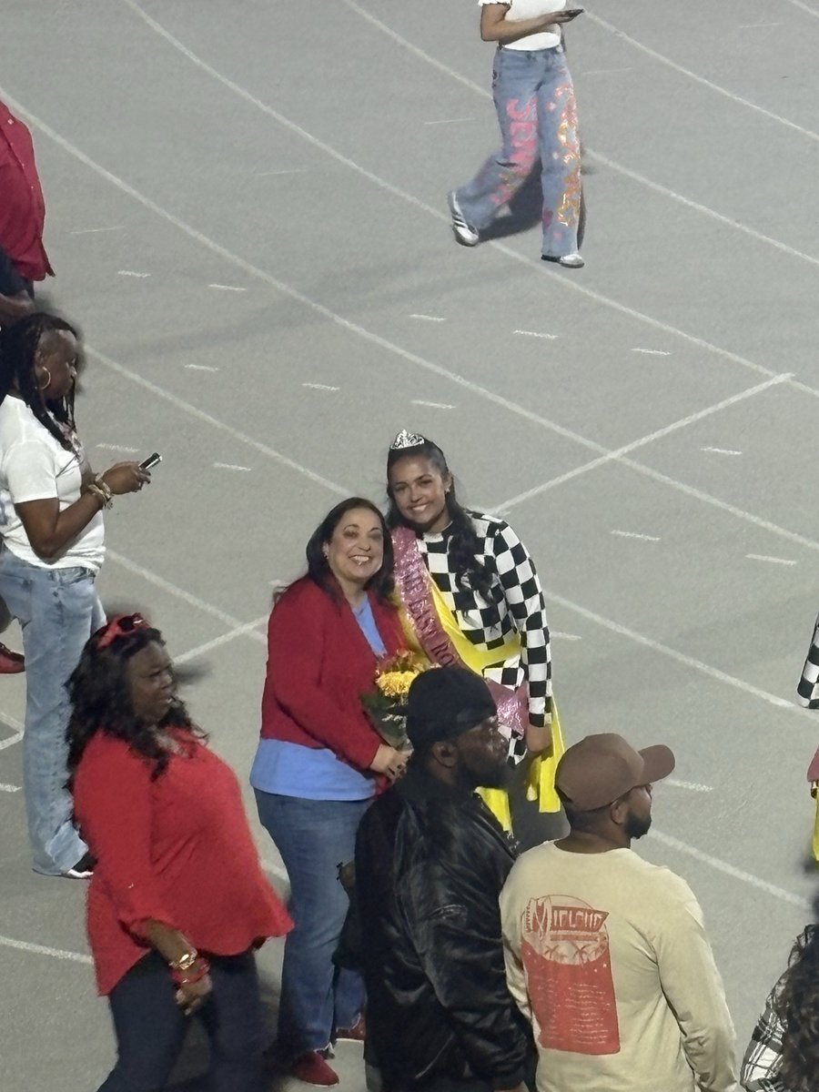 ttushell's tweet image. She’s not even my kid but when your 17 year old employee asks you to show up for Senior Night, you show up.  This girl can rule the world.