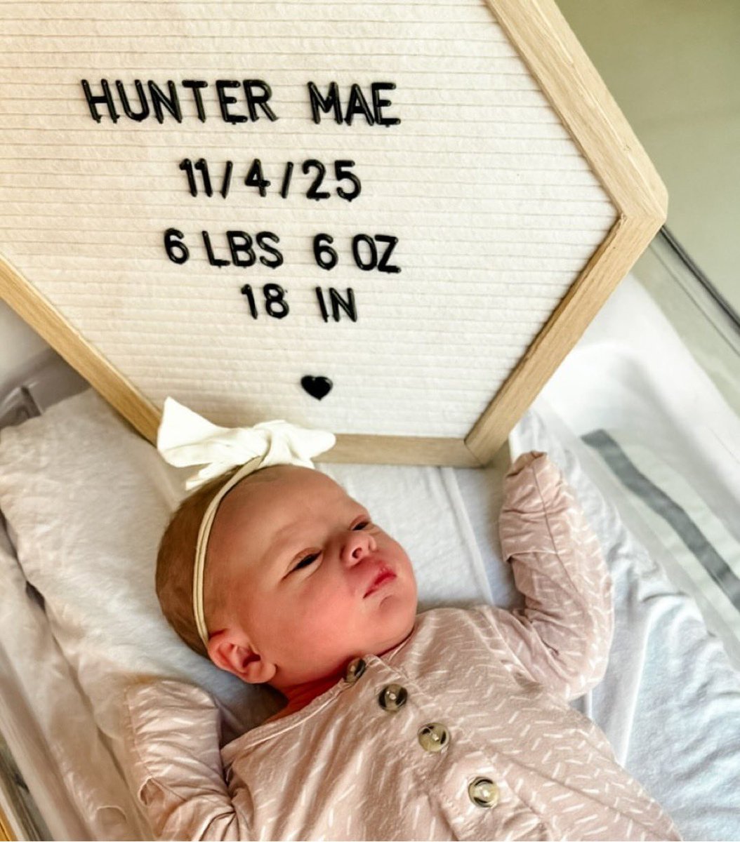 Congrats to #Vikings QB Carson Wentz and his wife for welcoming their 4th child, Hunter Mae Wentz!