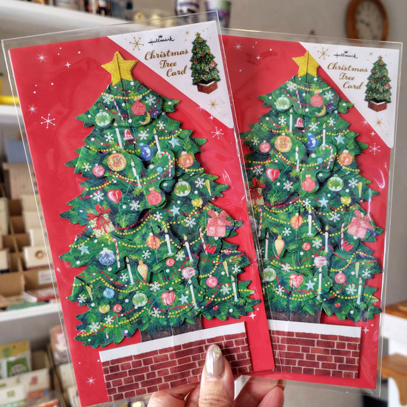 ぷちぷれNUNAオープンしました🌷
本日は17:30までとなります。

#クリスマスカード が店頭並びました🎄
ネットショップでも販売中です🥰
store.shopping.yahoo.co.jp/pp-nuna/e5aaf5…

#柏市文具屋 #christmas #クリスマス #メッセージカード #xmascard #ディズニーカード #立体カード #ツリーカード <a href="/Hallmark_Japan/">日本ホールマーク</a>