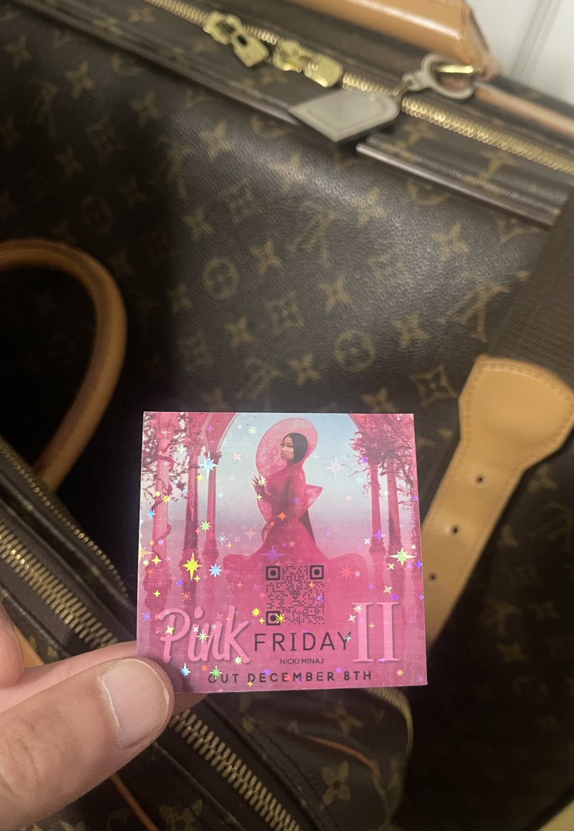 Whoever makes these for NM6 ima need one!! 🩷